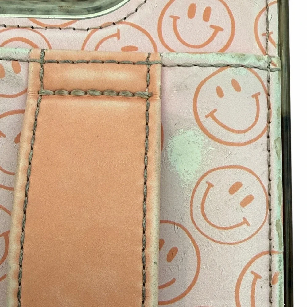 Walli‎ iPhone 13 Pro Case Pink Smiley Grip Strap Cute